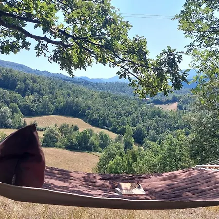 Alojamento de Acomodação e Pequeno-almoço Lassu Minihotel *