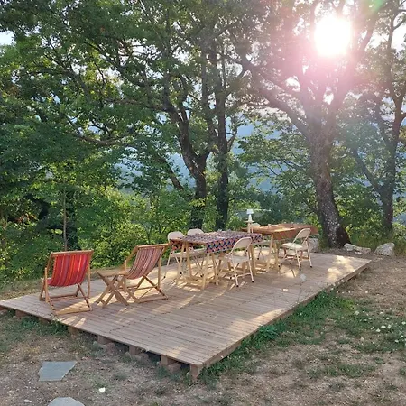 Lassu Minihotel *