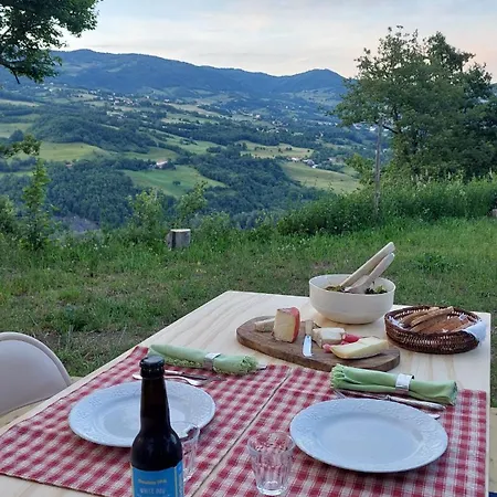 Lassu Minihotel Bed & Breakfast Corvella